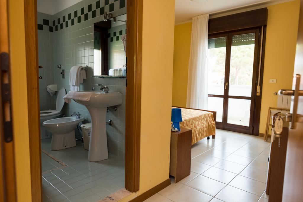 Hotel Rosa Dei Venti Lignano Sabbiadoro Room photo